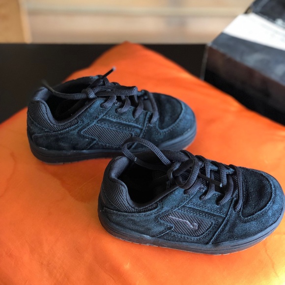 Vans shoes for toddler - Picture 1 of 4